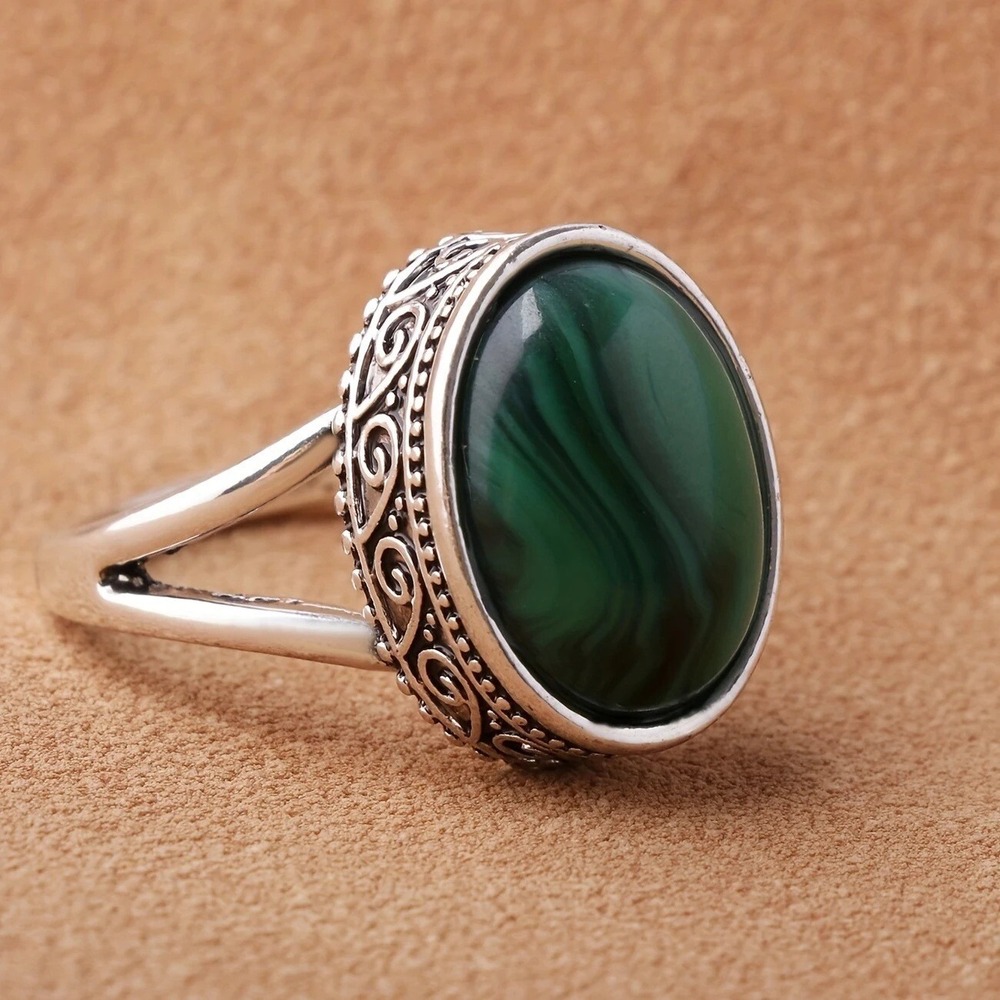 Malachite‎ Oval Statement Ring Size 7 Green Stone Silver Tone Boho Jewelry